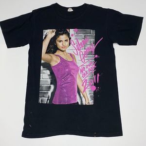 Selena Gomez 2011 concert shirt